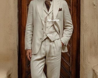 Traje vintage de tres piezas de lino beige de los años 20: un clásico de negocios para hombre.