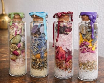 Barattolo per incantesimi fatto a mano - Vetro rituale per stregoneria con cristalli, erbe e intenzione | Barattolo di energia spirituale per protezione, amore, intuizione, equilibrio