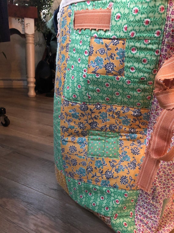 Patchwork Vintage quilt squares overnight bag - image 4