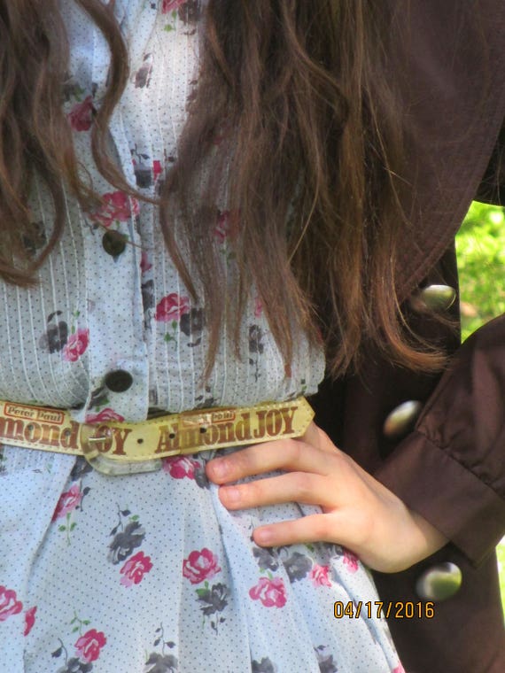 1970's Almond Joy Peter Paul belt - image 1