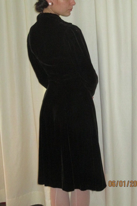 1940's Silk Velvet party dress - image 3