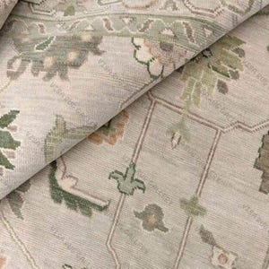 Handgeknoopt oushak-wollen vloerkleed | Zacht groenbeige vloerkleed | Traditioneel Turks ontwerp | Elegant handgemaakt vloerkleed voor woonkamer en slaapkamer