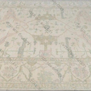 Alfombra de lana Oushak anudada a mano en tonos pastel marfil / Alfombra de estilo turco en suave color rosa salvia / Alfombra hecha a mano para sala de estar con aspecto descolorido claro