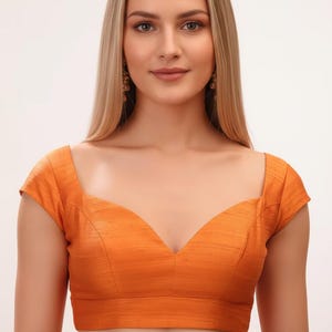 Rost Orange Rohseide Bluse, Sweetheart Ausschnitt, Kappen Ärmel, Partywear Top