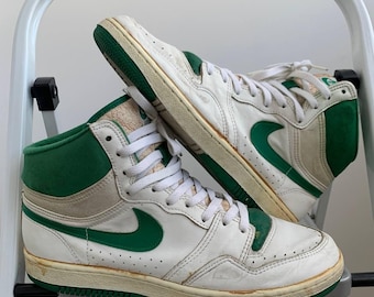 ヴィンテージ 1980 年代 NIKE WIMBLEDON ホワイト レザー スニーカー