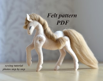 Horse sewing pattern : felt animals template