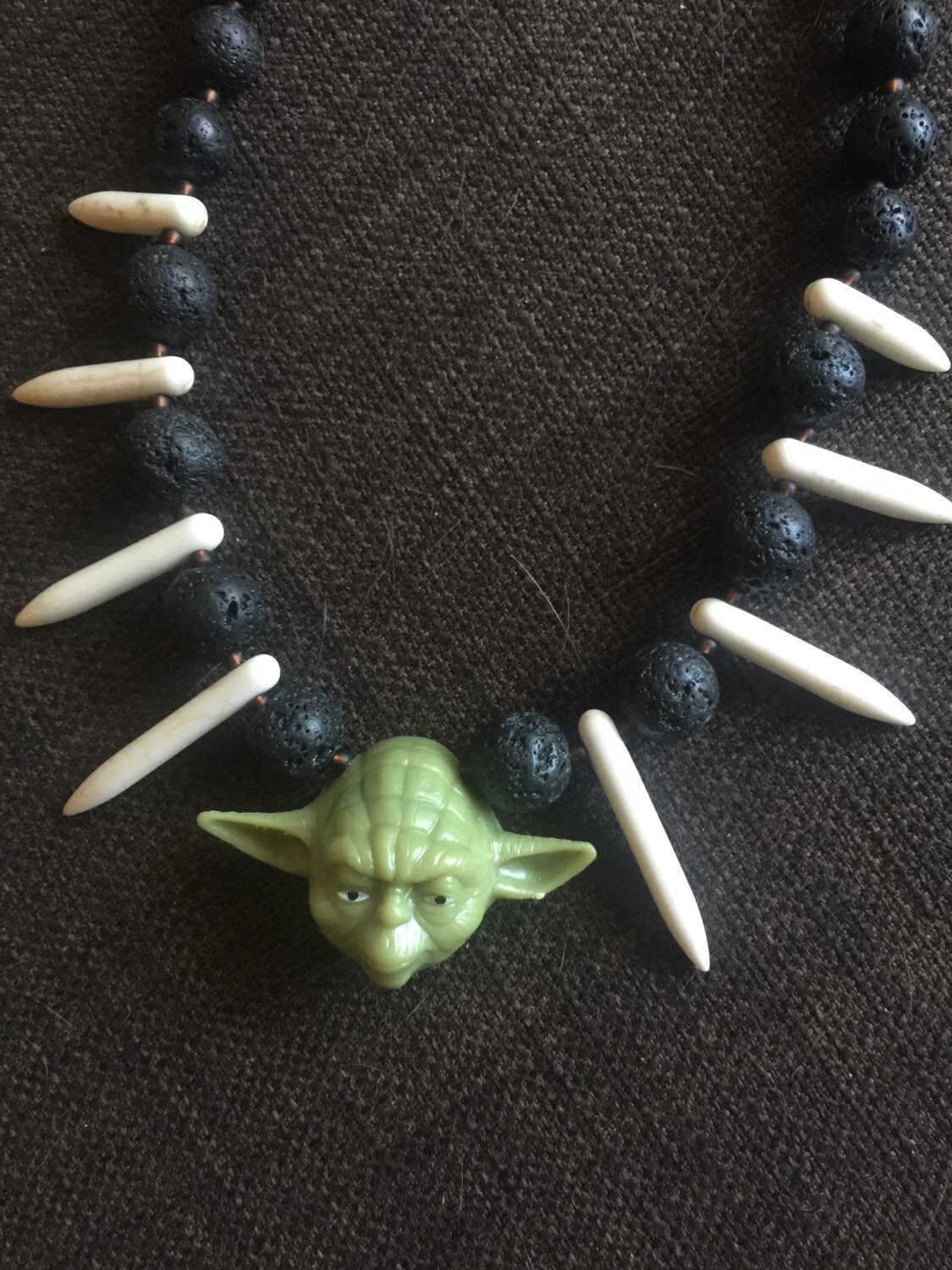 Star wars 2024 yoda necklace