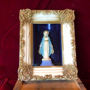 Vintage Mary Shrine - A beautiful treasure for you. Very rare