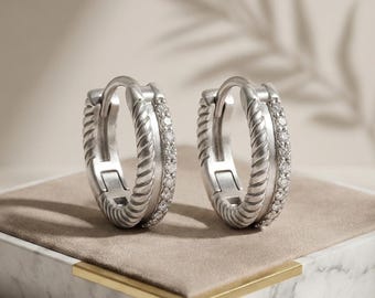 Pendientes de aro grandes de plata con detalles de cuerda