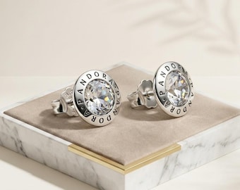 Pendientes de botón con logo radiante plateado, pendientes redondos de cristal con piedra de selenita.