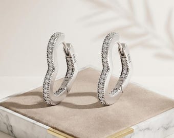 Pendientes de aro en forma de S de plata de ley 925 con circonitas cúbicas