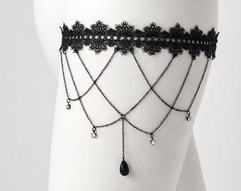 Black Lace Thigh Garter Gothic Leg Chain Jewelry Elegant Adjustable Lace Choker for Leg with Crystal Drop Aesthetic Gift for Her