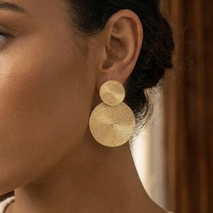 XXL Textured Gold Disc Earrings, Round Sun Motif Pendants, Boho Chic Statement Jewelry, Vintage Fashion Accessory for Women