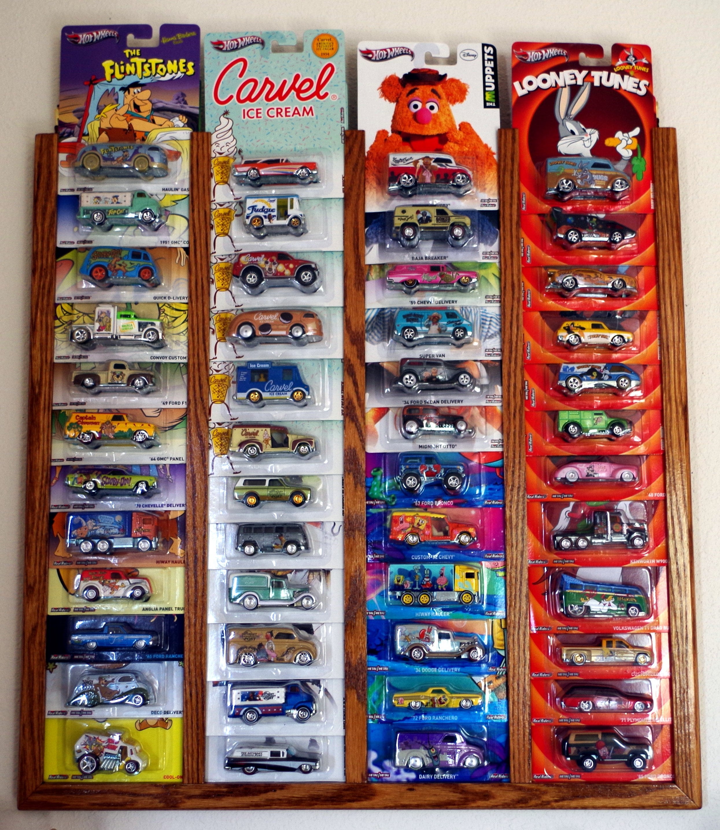 Johnny Lightning Rack for Unopened 1/64