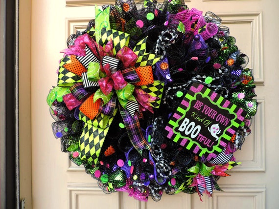 Halloween Door Wreath With Sign Mesh 