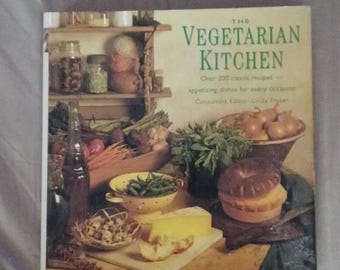 Libro de cocina de tapa dura The Vegetarian Kitchen. Más de 200 recetas fotografiadas paso a paso.