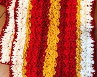 Kansas City Chiefs Football inspirierter Schal - Rot, Weiß und Gelb - Super weicher Häkelschal