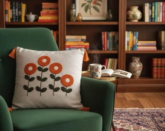 Bestickter Leinenkissenbezug - Florales strukturiertes Kissen, Boho Quastendekor