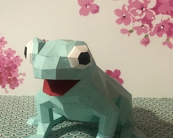 Low-Poly Frog Papercraft Template – Charming Desk Companion (PDF, SVG, DXF)