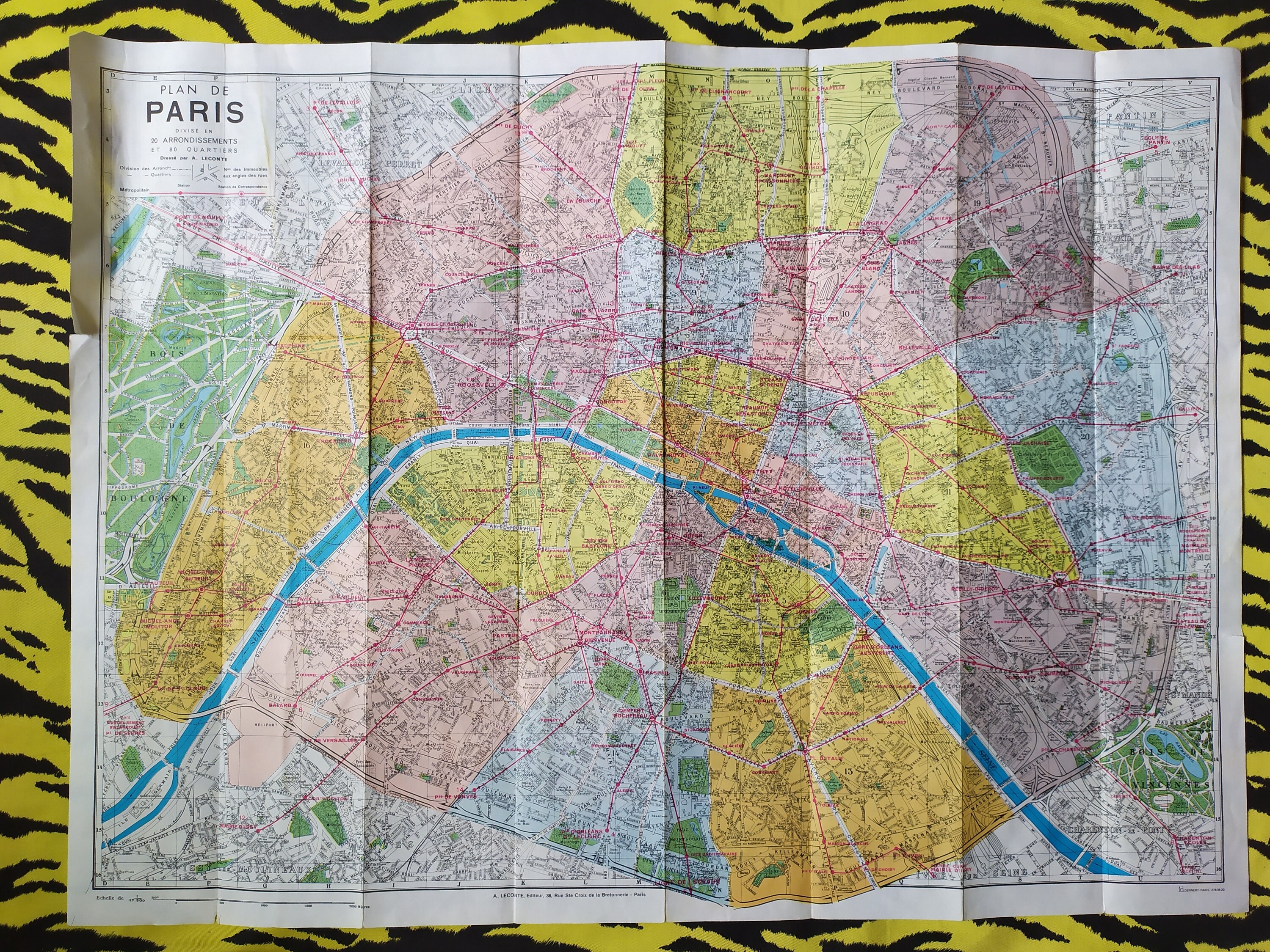 1972 Paris, France Vintage Map Antique Travel Guidebook