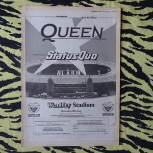 Original 1986 Queen Advert/Poster, Rare Vintage Poster &quot;Live Wembley&quot; Rock Poster, Pop, Brian May, Vintage Print Freddie Mercury Status Quo
