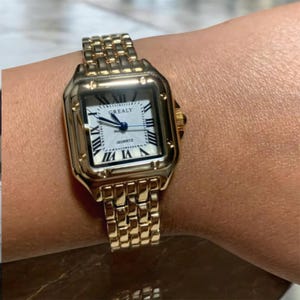 Luxury Gold Watch for Women, Waterproof Quartz Wristwatch, Elegant Gold Link Bracelet Watch, Minimalist Female Timepiece, Gift for Her