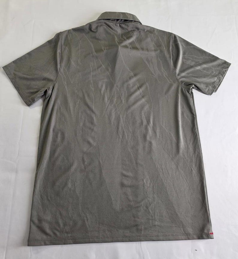Sun Day Red Tiger Woods Camo Golf Polo - Grey Tan - Large image 7