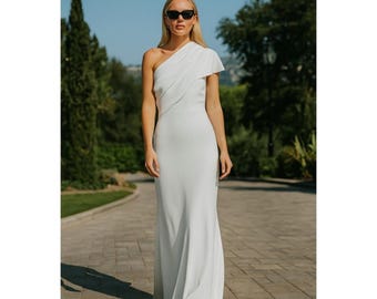 NWT Badgley Mischka Asymmetrical Gown Light Ivory Size 12