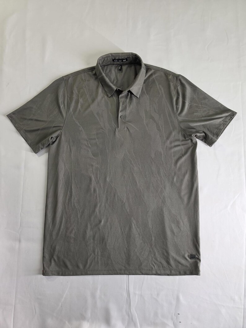 Sun Day Red Tiger Woods Camo Golf Polo - Grey Tan - Large image 6