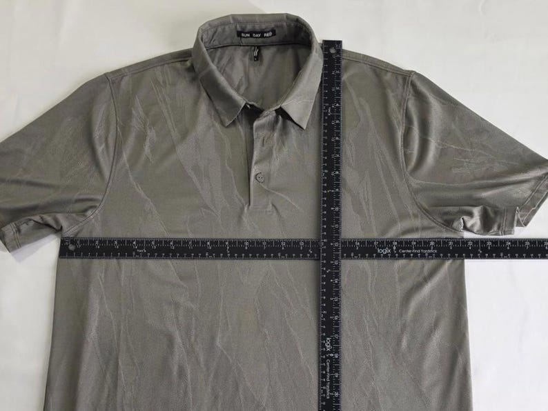Sun Day Red Tiger Woods Camo Golf Polo - Grey Tan - Large image 4