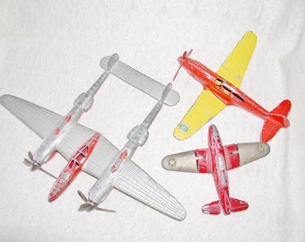 Hubley Planes - WWII Hubley Fighter Planes.......3 planes all with repairable damage