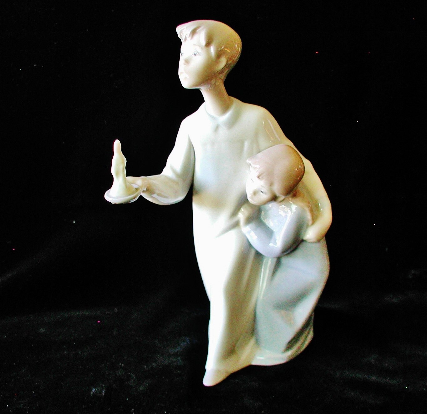 LLADRO 月に座る子供の像 6848 Lladro Baby's Outing #4938 Mom & Child in Stroller Figurine