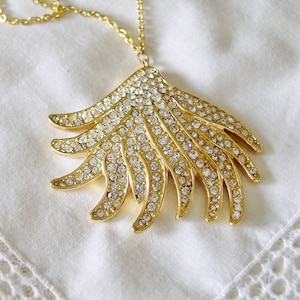 Monet Necklace Rhinestone Pendant Necklace Vintage Monet Jewelry......Large Leaf Motif Monet Pendant Jewelry......Vintage Monet  (#8)