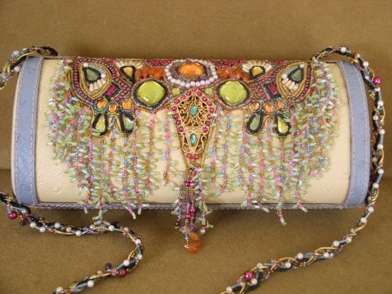 mary frances clutch