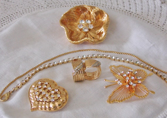 Monet Jewelry Collection.....Vintage Monet Jewelry