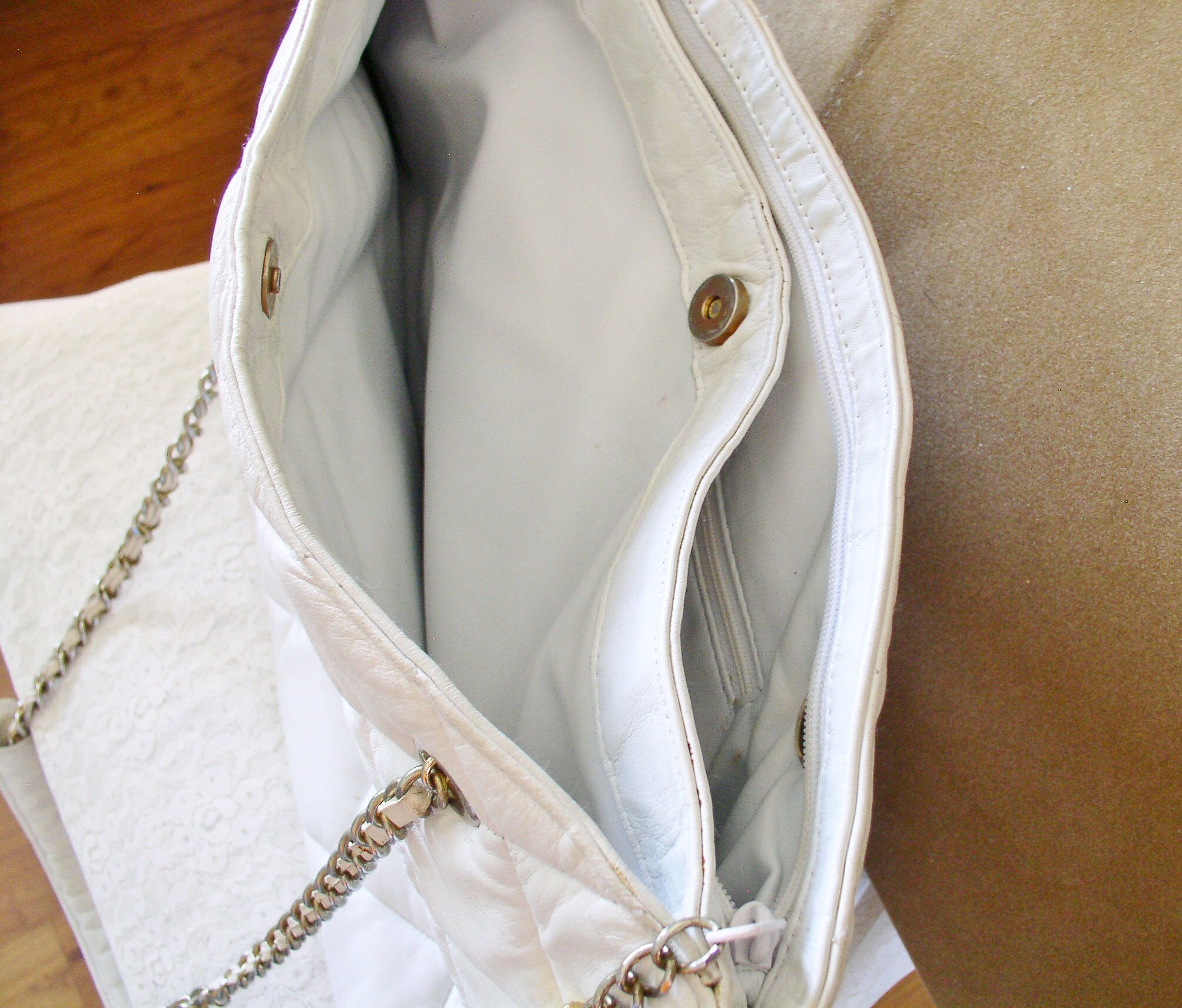 【CHANEL】Chanel vintage cowhide tote bag★ホワイト Chanel Tote White Tote Bag With Chain Handles..large