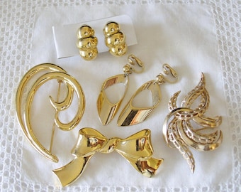2 Broches Vintage Trifari Années 70/80 - Métal Doré, Alliage, Occasion