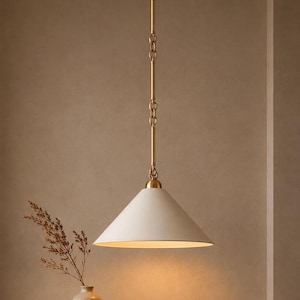 Suspension en laiton faite main avec abat-jour conique blanc – lampe de plafond suspendue vintage dorée