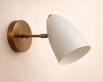 Applique murale en laiton faite main | Lampe conique moderne Mid-Century