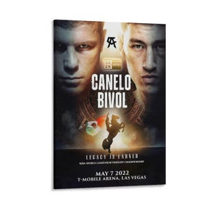 Puede incluir: Un cartel de boxeo con los rostros de Canelo y Bivol, con el texto "CANELO BIVOL". El cartel incluye el texto "LEGACY IS EARNED" y los detalles del evento: "MAY 7 2022 T-MOBILE ARENA, LAS VEGAS."