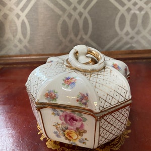 French antique Limoges porcelain octagonal box with lid Limoges Unique