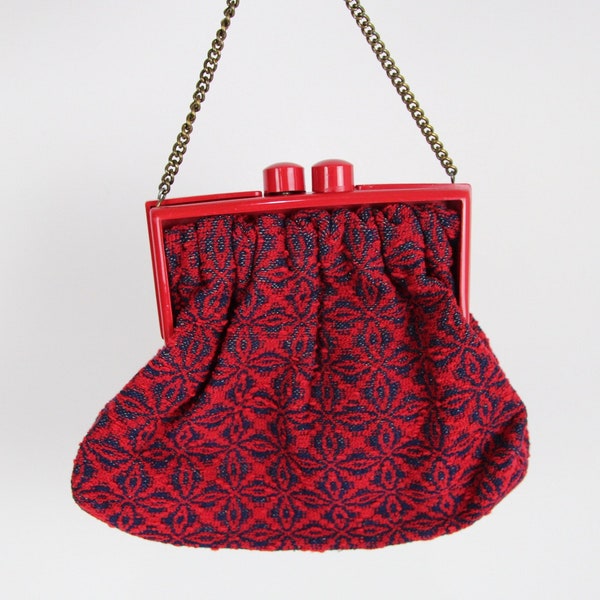 Vintage 70s Handmade Tapestry Bag, Nubby Red and Navy Blue Paisley Handbag, Red Plastic Kiss Lock Bag, Chain Handle, Boho Bohemian Hippie