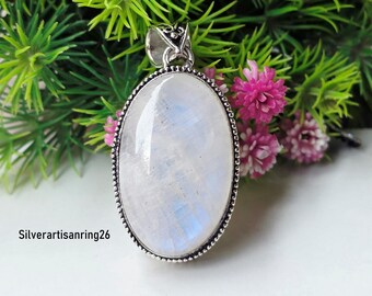 Oval- Cut Moonstone Designer Pendant , 925 Sterling Silver Handmade Jewelry , Gift For Valentine , Stylish Pendant