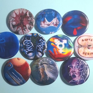 Insignias originales con forma de botón - 50 mm