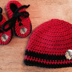 Crocheted Hockey Baby Hat/Bootie Set Photo Prop - Hockey Photo Prop - Hockey Set