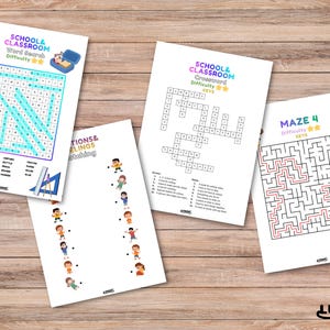 Peut inclure: Quatre feuilles de travail &eacute;ducatives sur une surface en bois. Les feuilles de travail comprennent une recherche de mots, un mots crois&eacute;s, une activit&eacute; d'appariement et un labyrinthe. Les feuilles de travail ont le texte "SCHOOL & CLASSROOM" et "MAZE 4". Le labyrinthe a un chemin rouge.