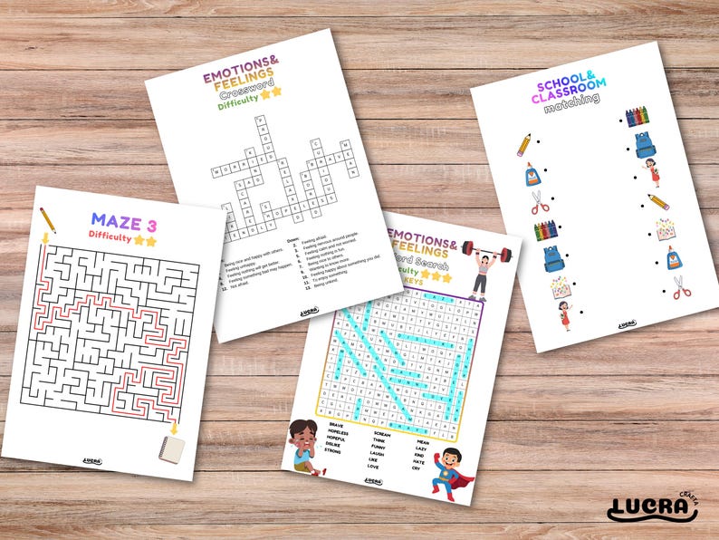Peut inclure: Quatre feuilles de papier blanches avec des activit&eacute;s &eacute;ducatives sur une surface en bois. Les feuilles comprennent un mots crois&eacute;s, un labyrinthe, une recherche de mots et un jeu d'association. Le texte sur les feuilles comprend "Emotions & Feelings" et "School & Classroom".