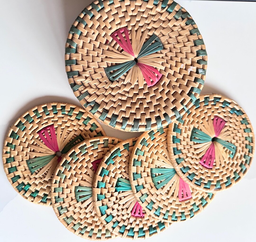 5 Vintage Wicker Rattan Trivets With Woven Basket Holder - Etsy