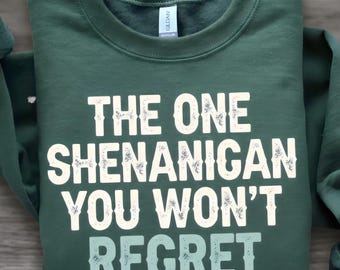 St. Patricks Day Shirt PNG Shenanigans, Retro St. Pattys Day T-Shirt Sublimationsdesign 2026, trendiges irisches Zitat DTF Printable Transfer