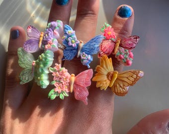 Butterfly Ring, Floral Ring, Cottagecore Ring, Fairy Ring, Adjustable Ring, Pastel Jewelry, Statement Ring, Kawaii Ring, Flower Ring Gift